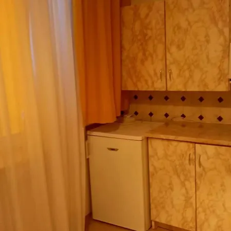 71 Kawalerka Apartment